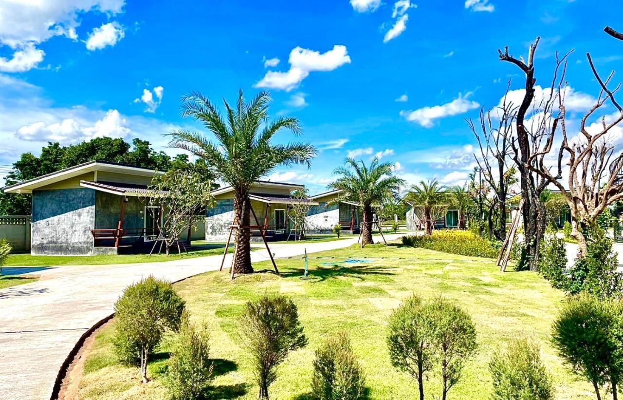 Farm View Resort @Uthai Thani ฟาร์มวิว รีสอร์ท อุทัยธานี Nongkhajang Kültér fotó