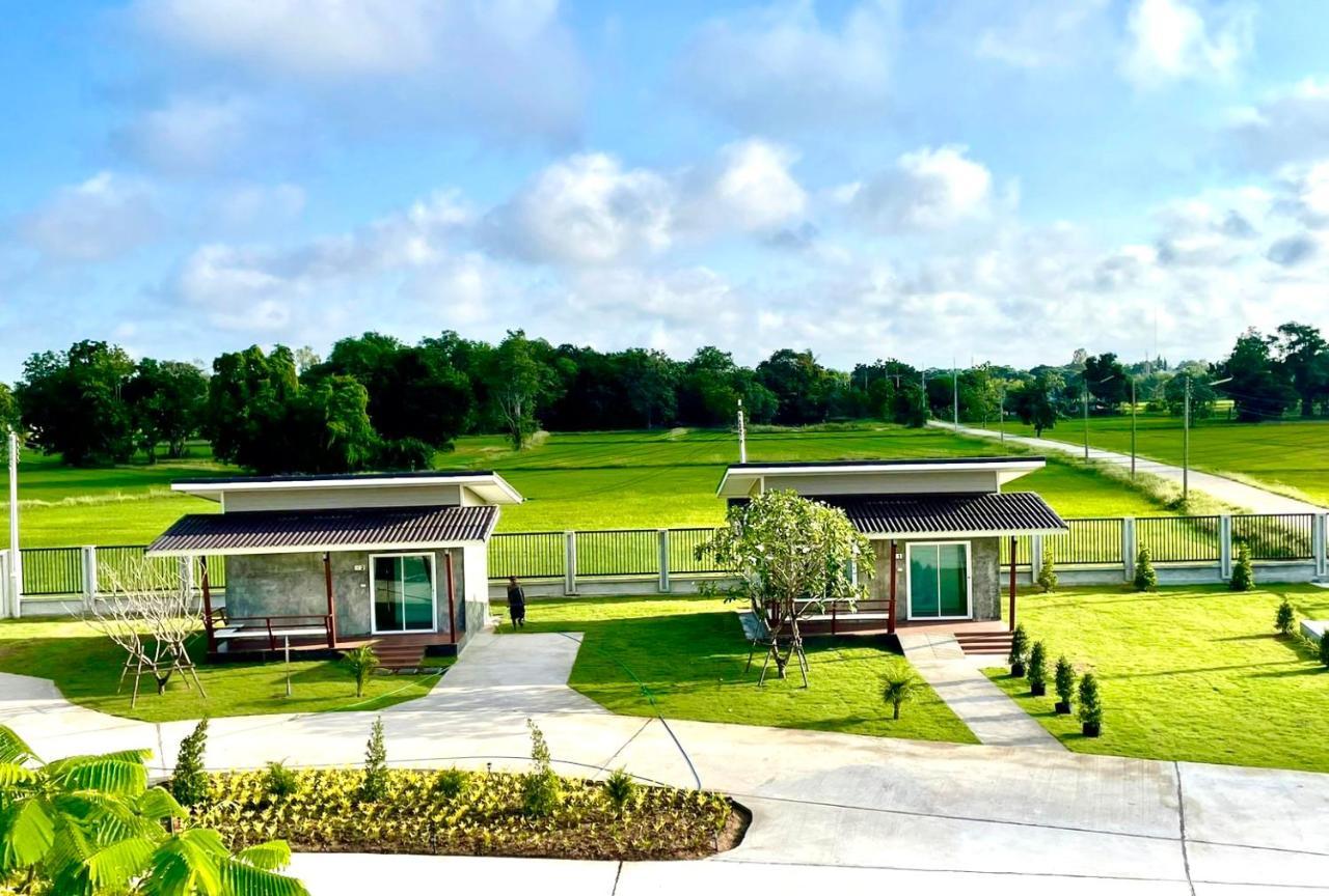 Farm View Resort @Uthai Thani ฟาร์มวิว รีสอร์ท อุทัยธานี Nongkhajang Kültér fotó