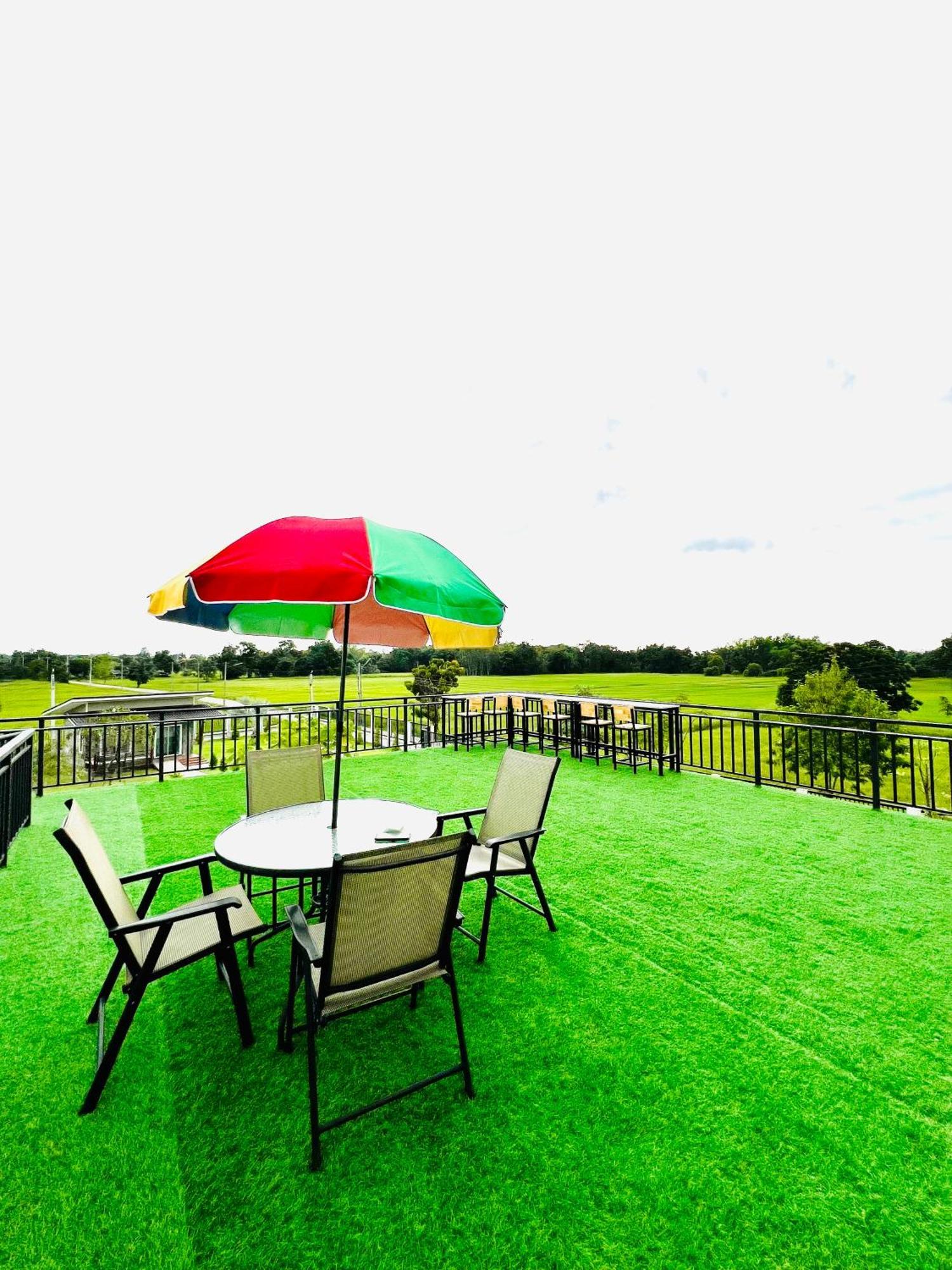 Farm View Resort @Uthai Thani ฟาร์มวิว รีสอร์ท อุทัยธานี Nongkhajang Kültér fotó